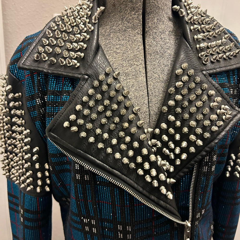 RARE Rhinestone and Riveted Spiked Clueless Plaid Cropped Leather Moto Jacket !! - Picture 3 of 7